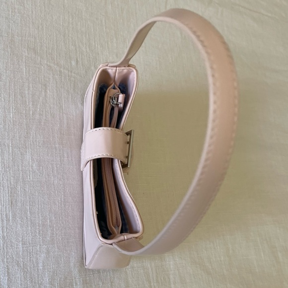 Urban Outfitters Shoulder Bag - Picture 8 of 9